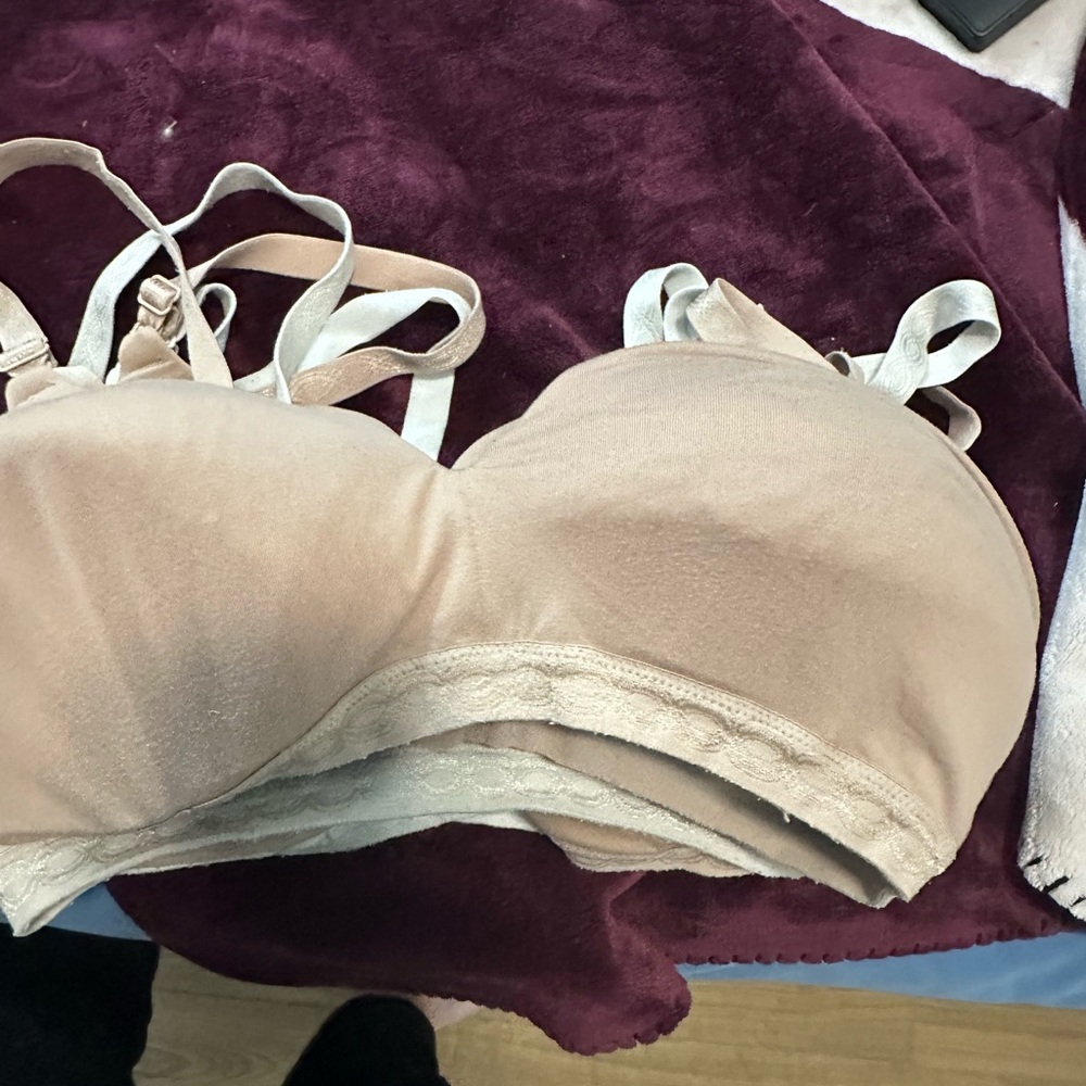 4 Warners no wire bra’s 38 C - Picture 7 of 15